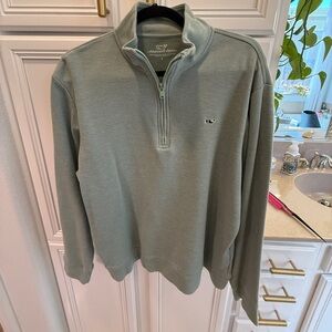 Men’s Quarter Zip Vineyard Vines pullover